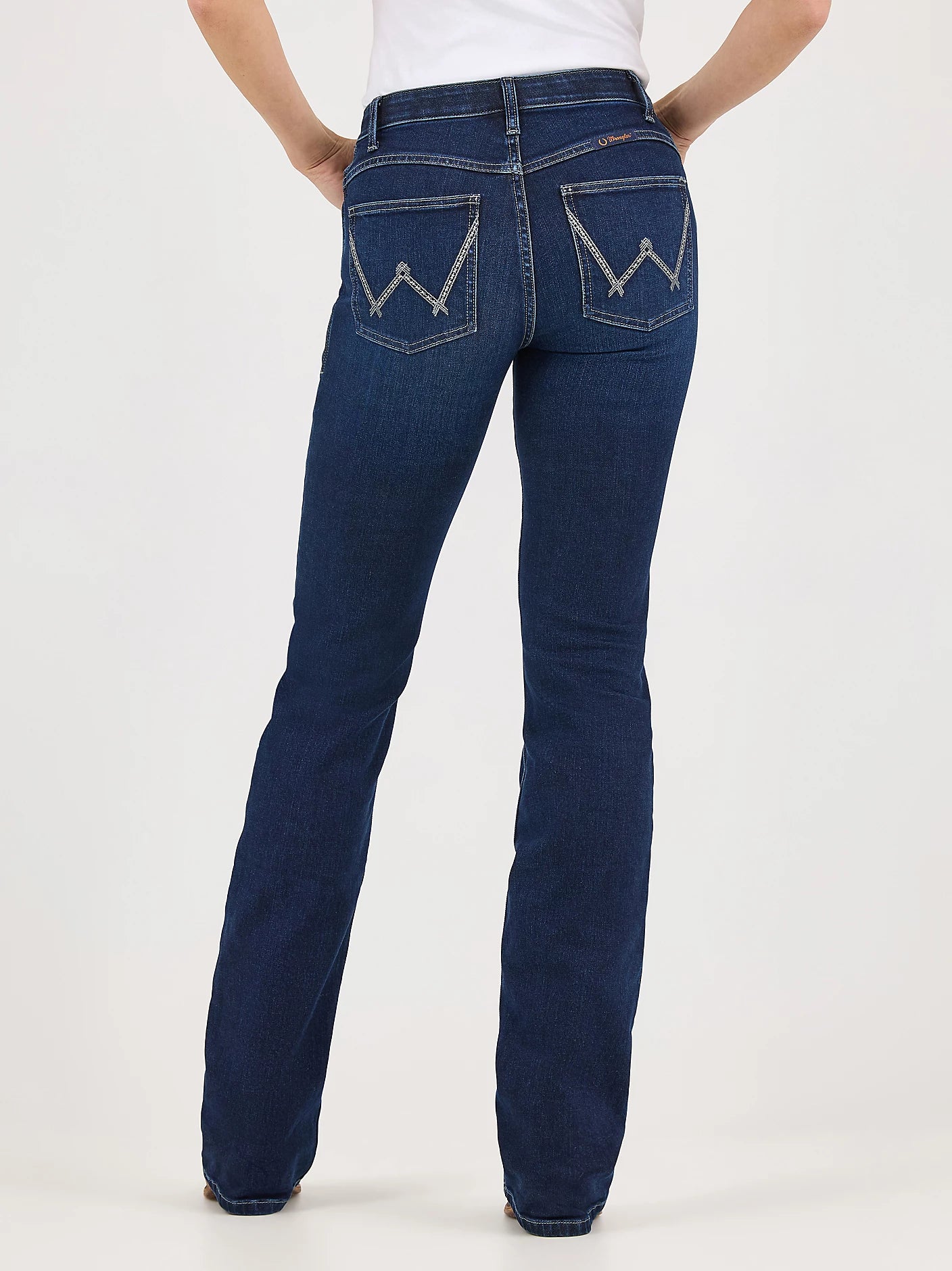 Wrangler Women's Willow Jayla Dark Wash Mid-Rise Ultimate Riding