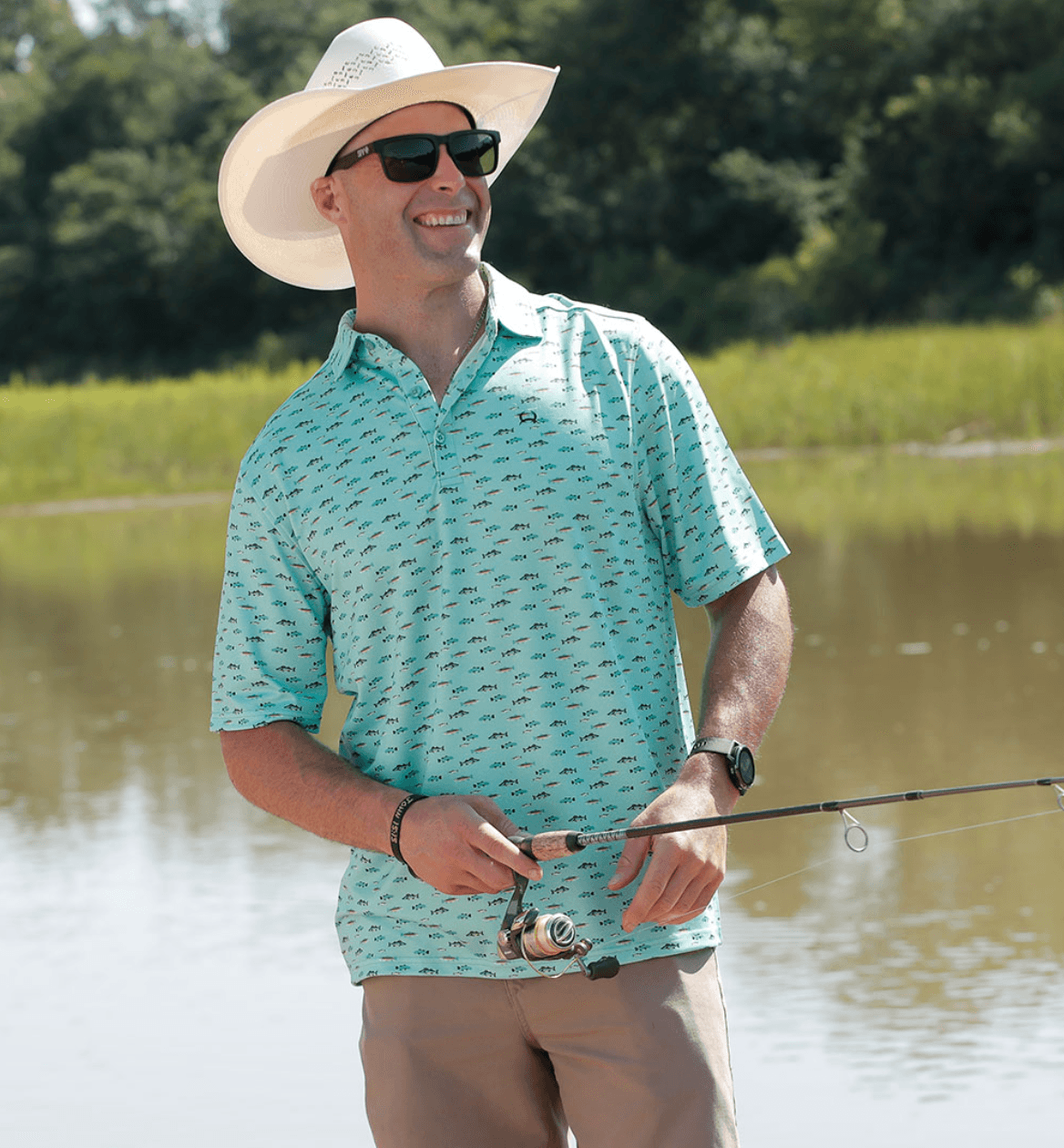 color fish polo Cinch Men's ARENAFLEX Fish Print Short Sleeve Performance Polo