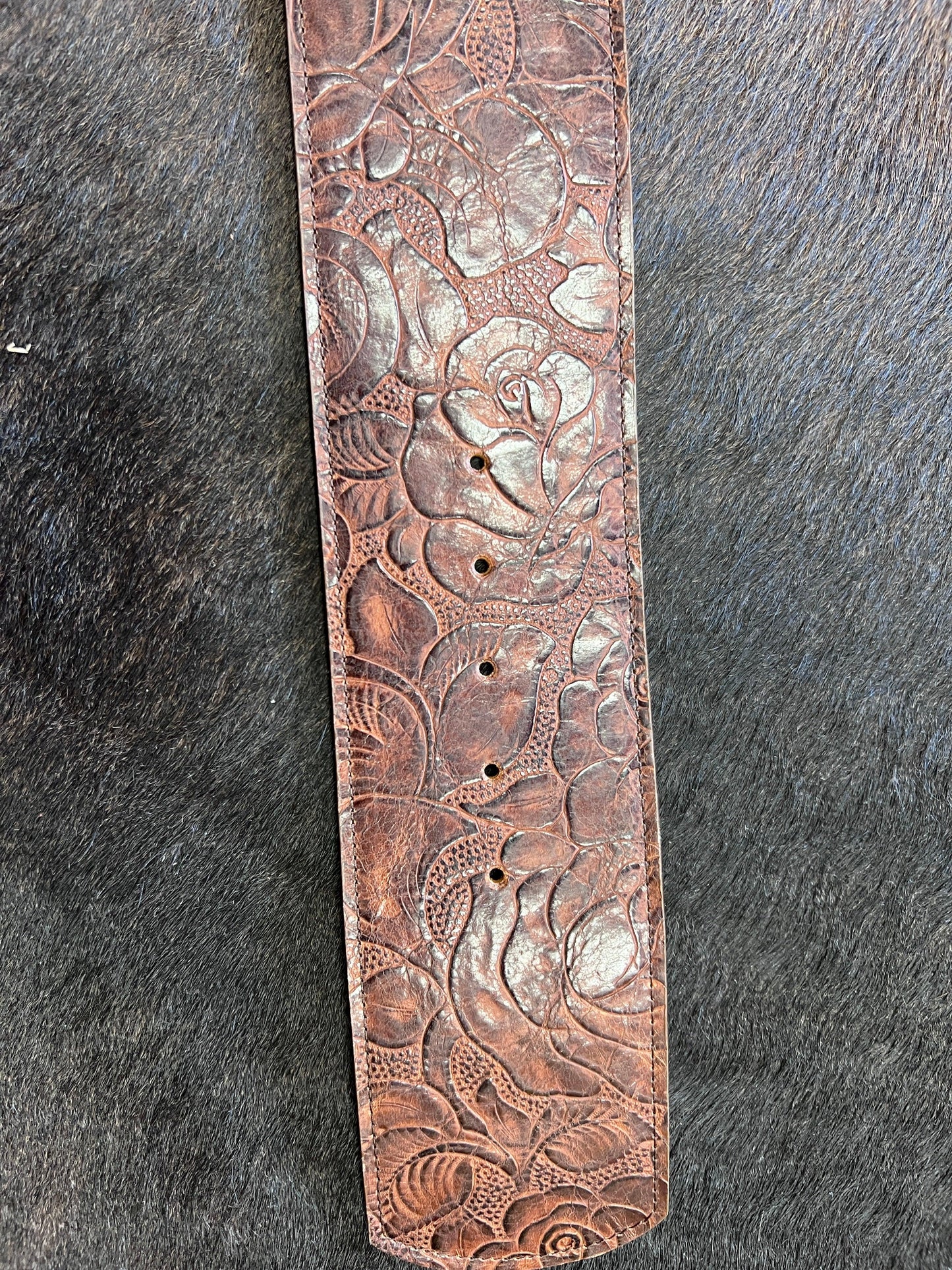 Texas Leather Women's Brown Rose Embossed Leather Fashion Belt 9501000CN Texas Leather Women's Brown Rose Embossed Leather Fashion Belt 9501000CN