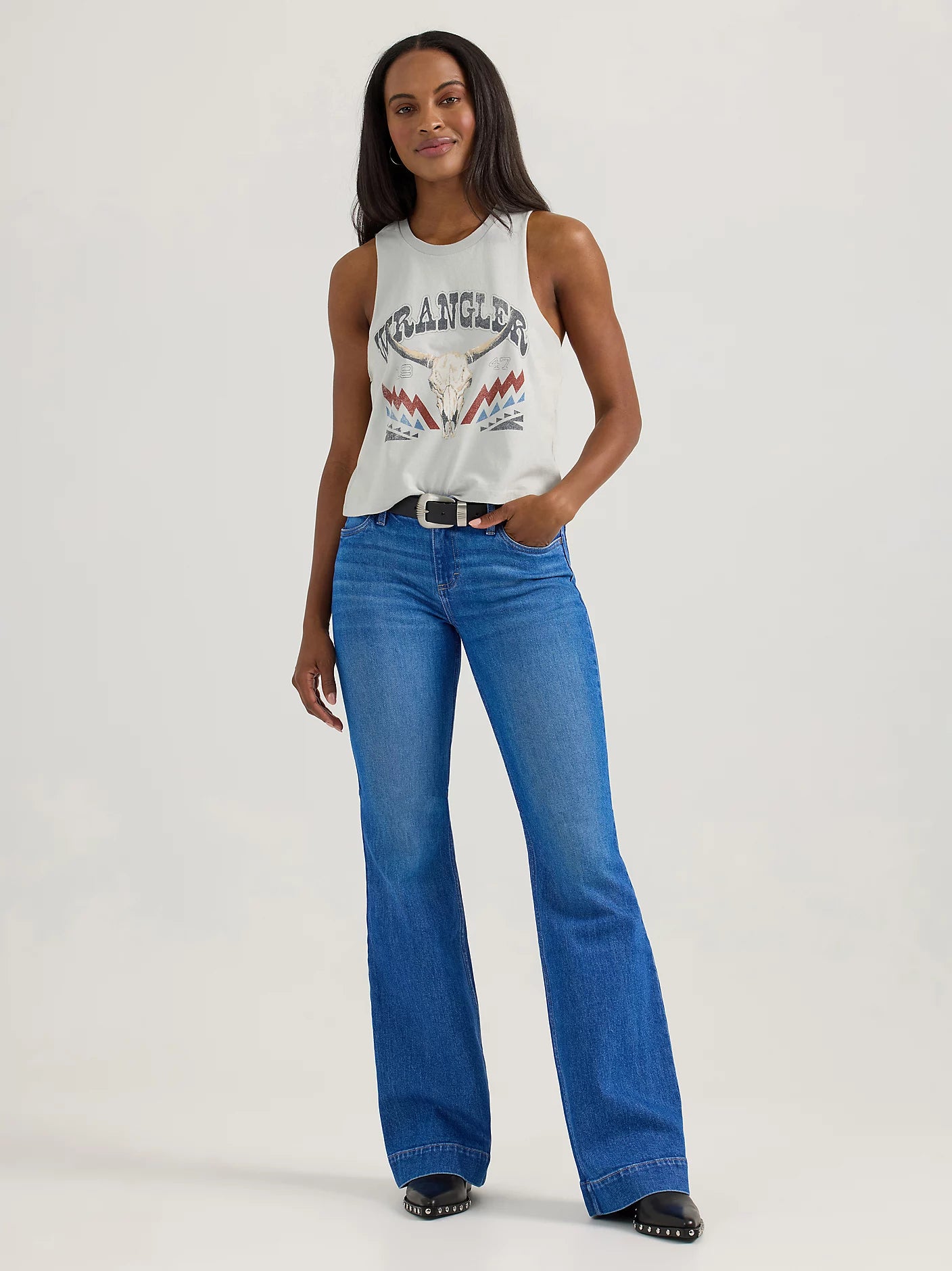 Wrangler Retro Women's Mae Lucy Mid Rise Wide Leg Trouser Jean