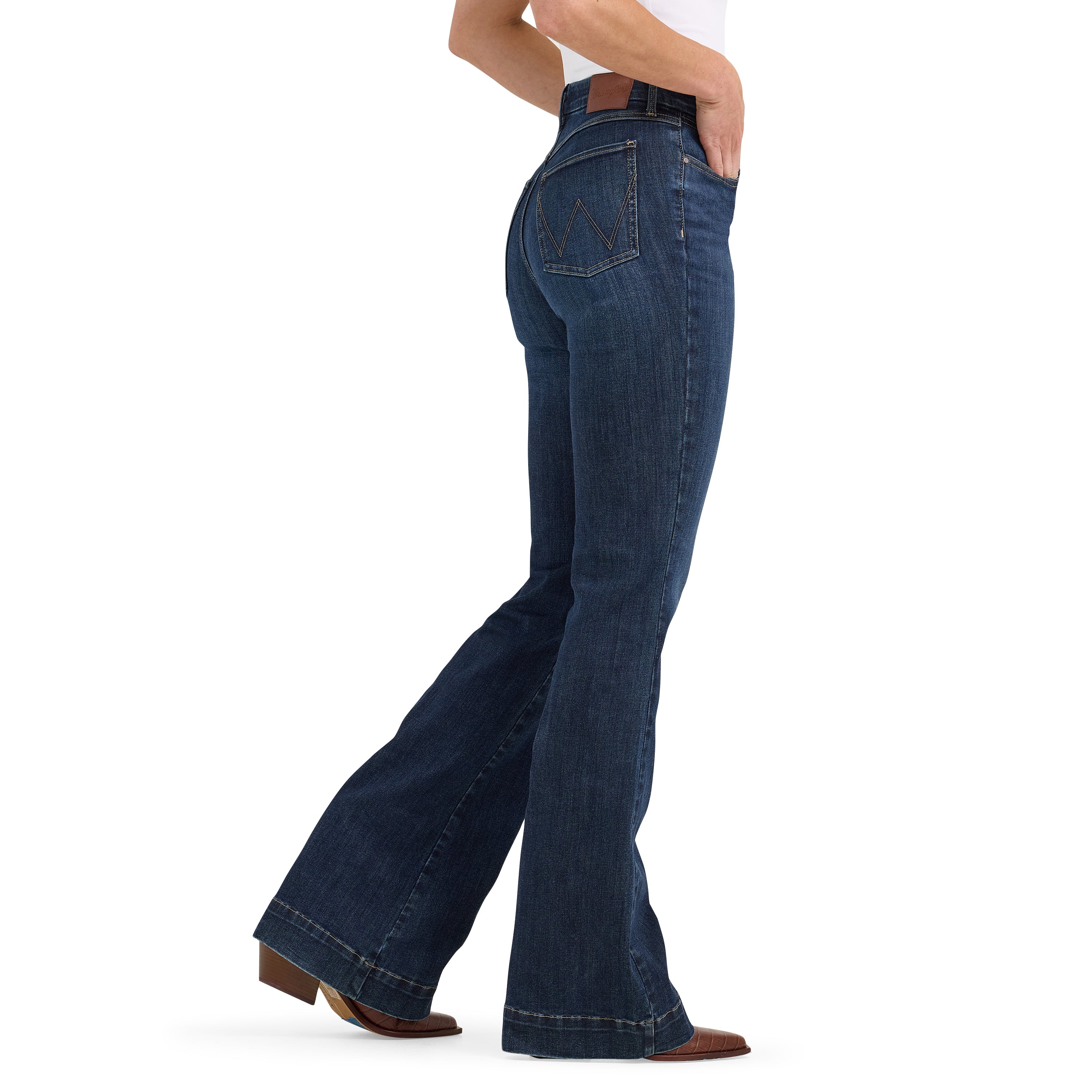 Wrangler Women's Bespoke Alexandra Dark Wash High-Rise Trouser