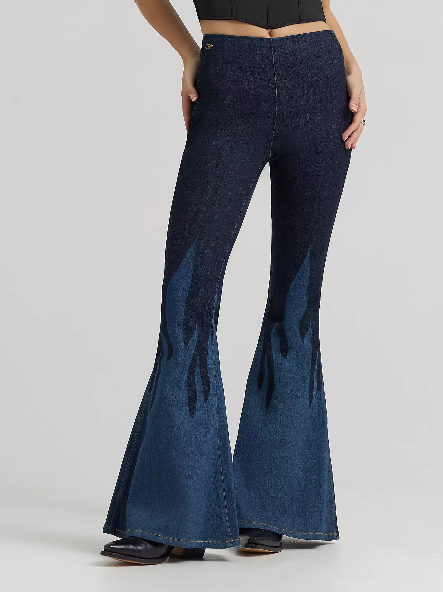 Wrangler X Lainey Wilson Women's Dark Denim Flame High-Rise Slim