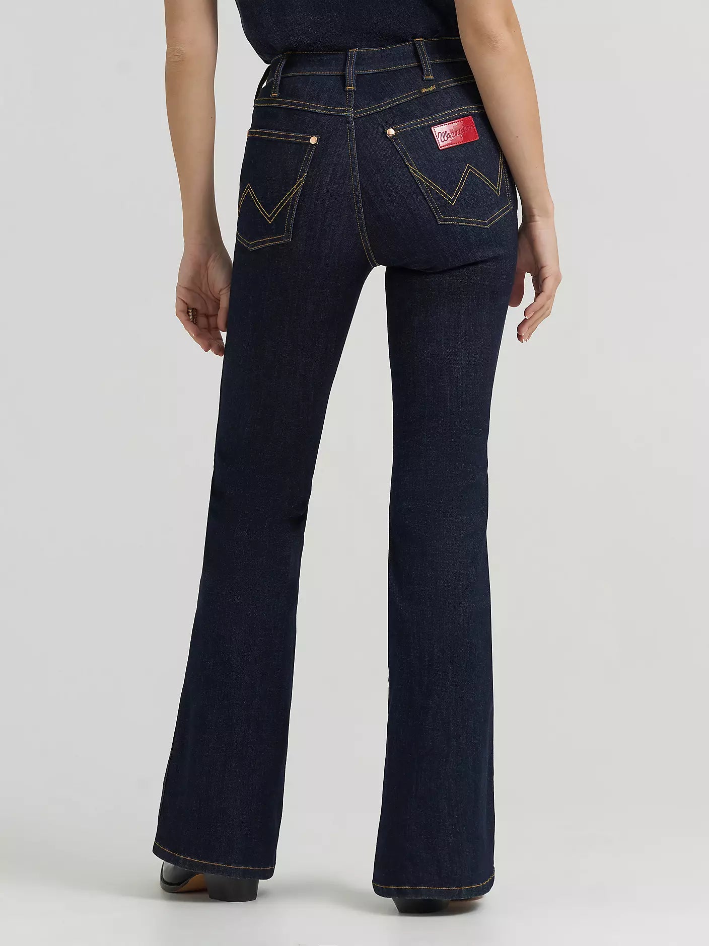 Wrangler X Lainey Wilson Women