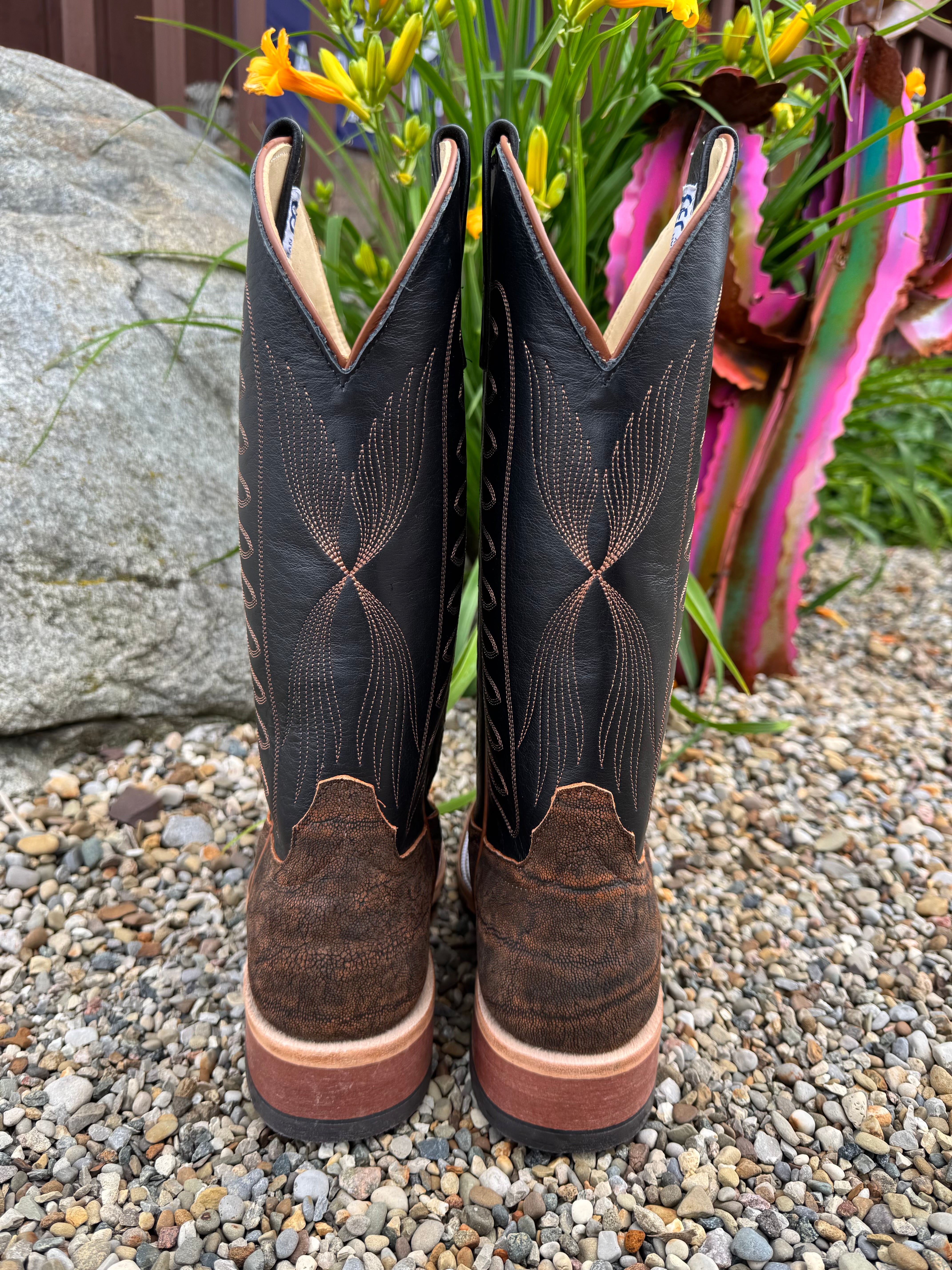 Anderson Bean Men's Rust Safari Elephant & 13” Black Top Square