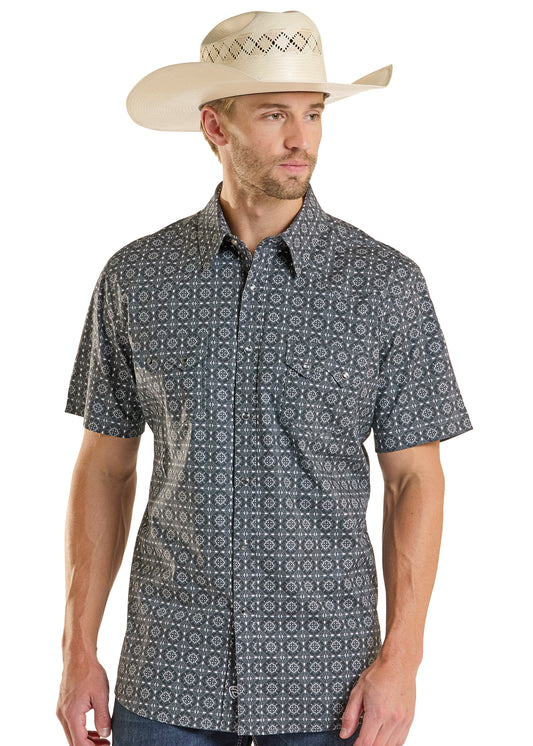 Rock & Roll Cowboy Men's Black Large Medallion Print Modern Fit Pearl Snap Short Sleeve Western Shirt BMN3S08677