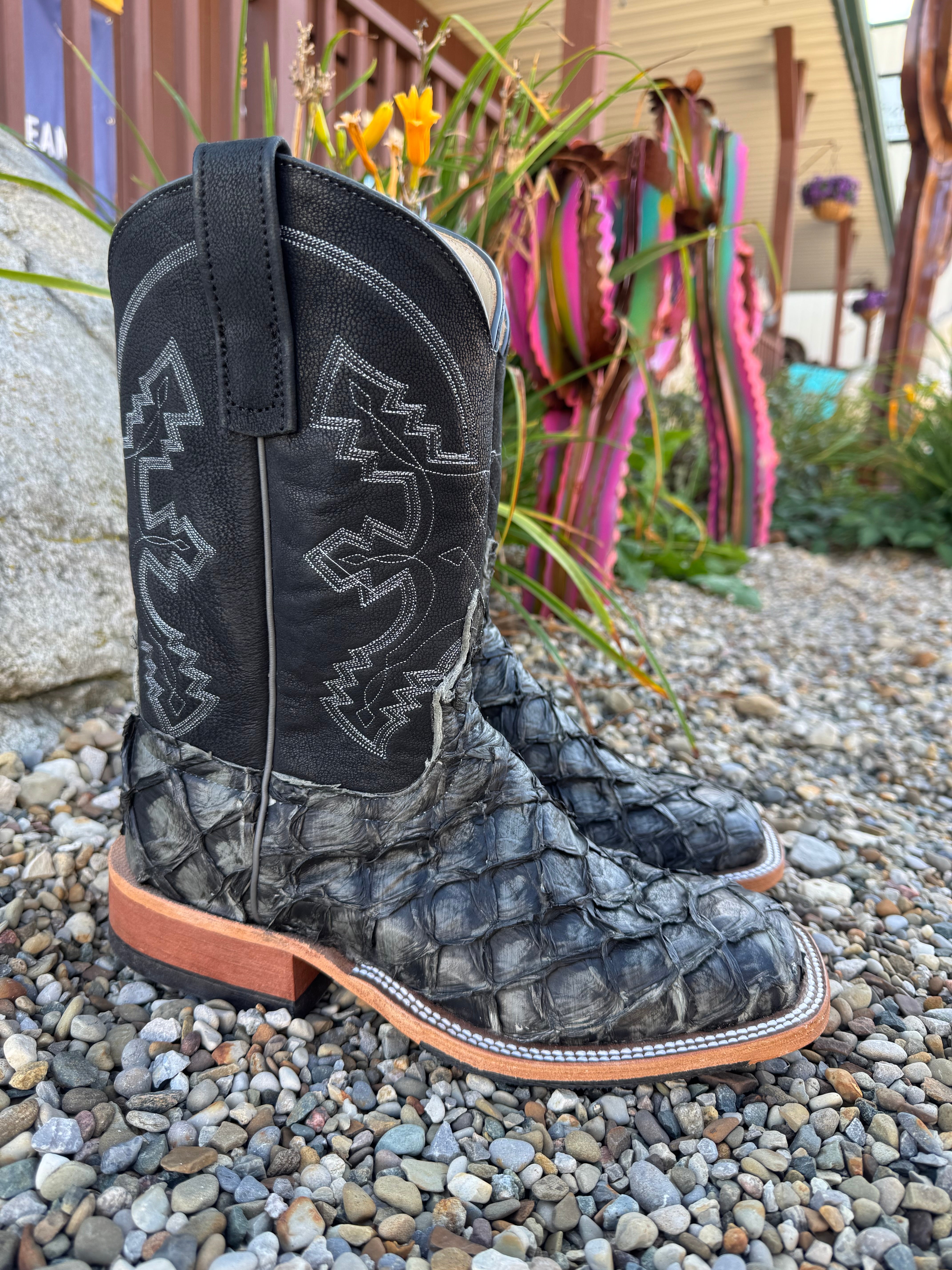 Anderson Bean Men's Dark Grey Rustic Big Bass Arapaima Black