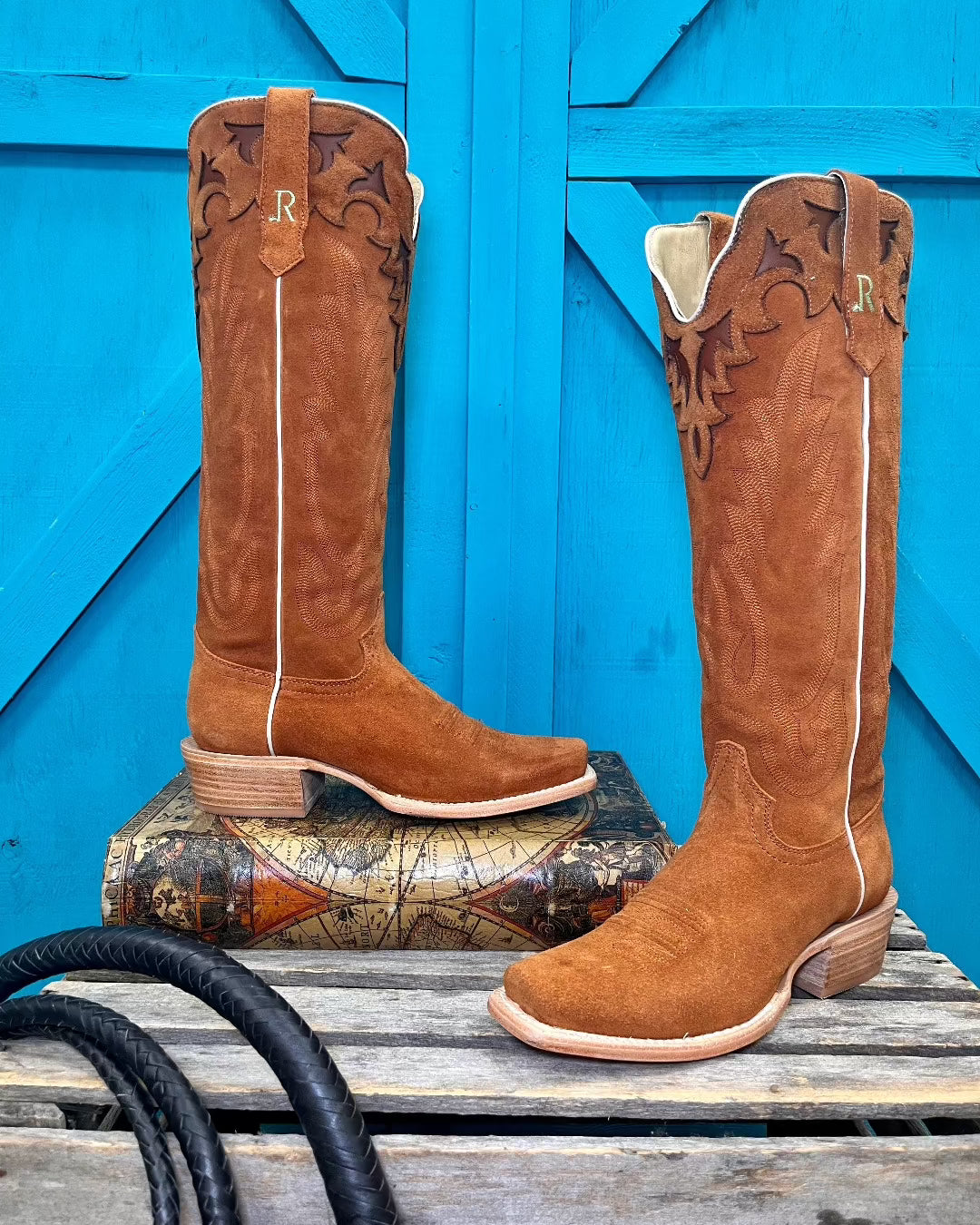Best cowboy sales boots under $1
