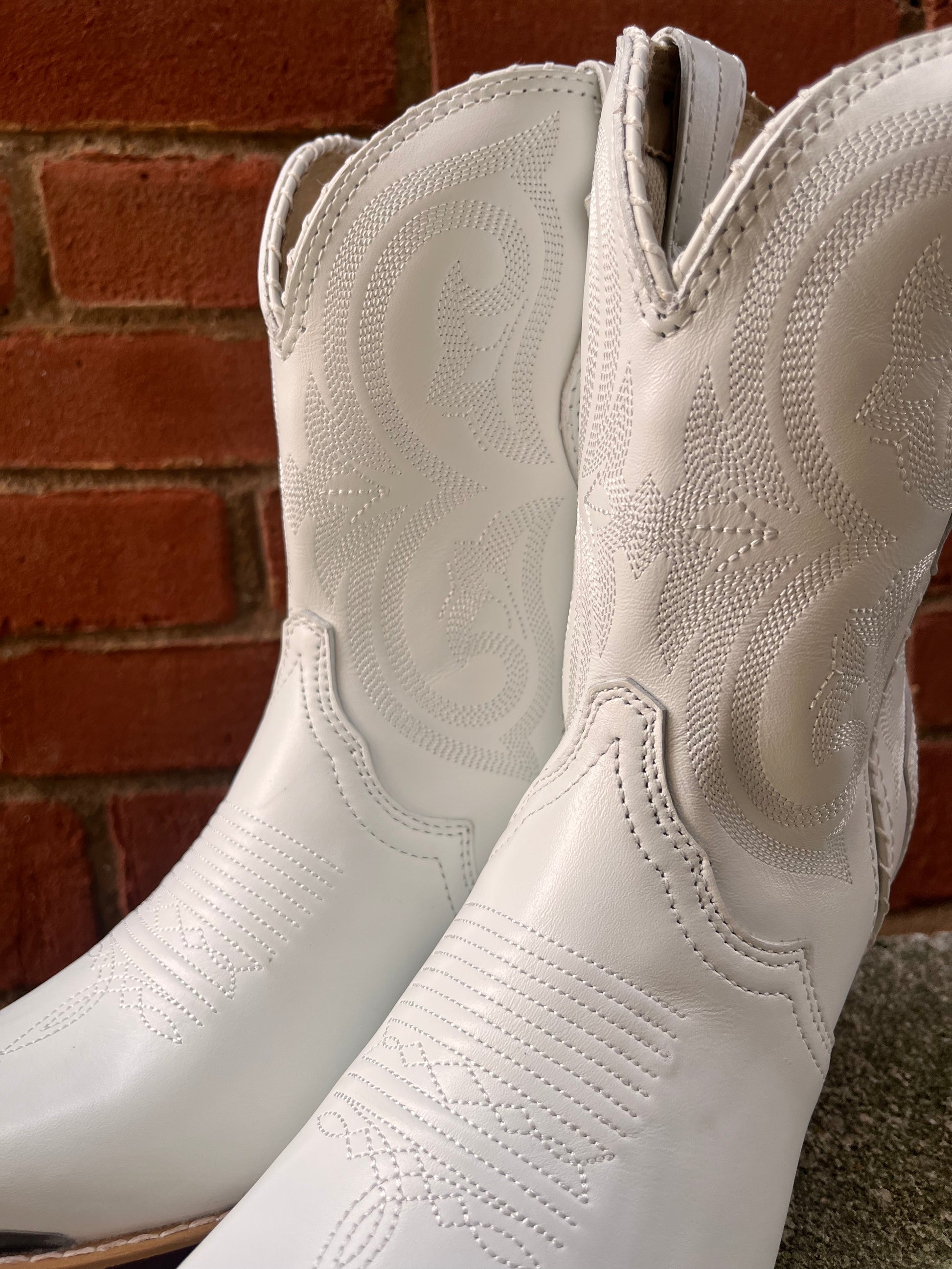 Durango white boots hot sale