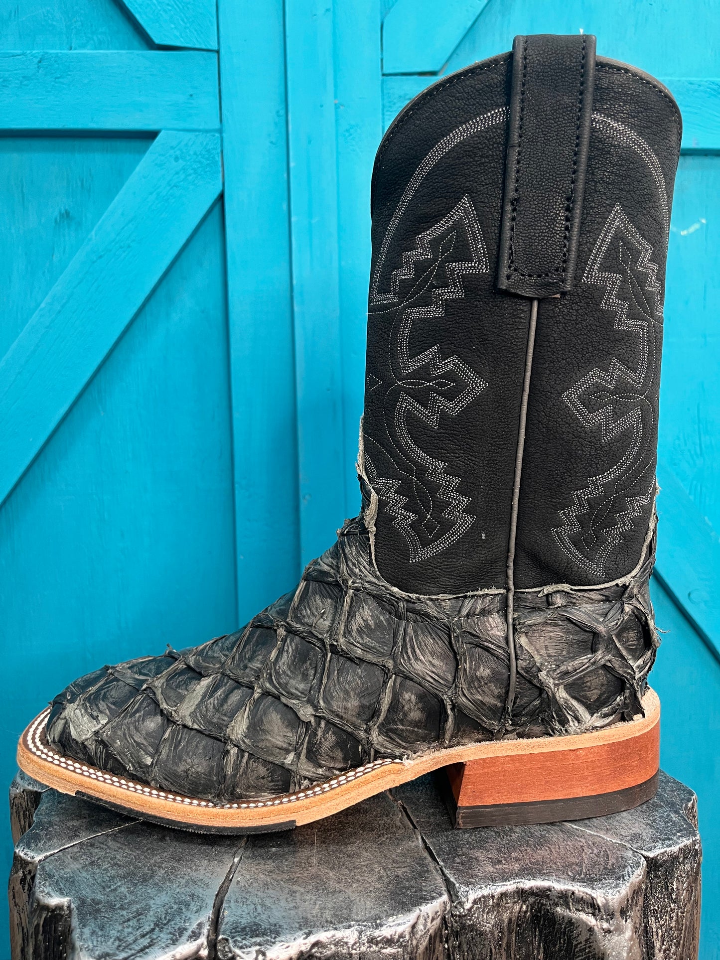 Anderson bean 2025 fish scale boots