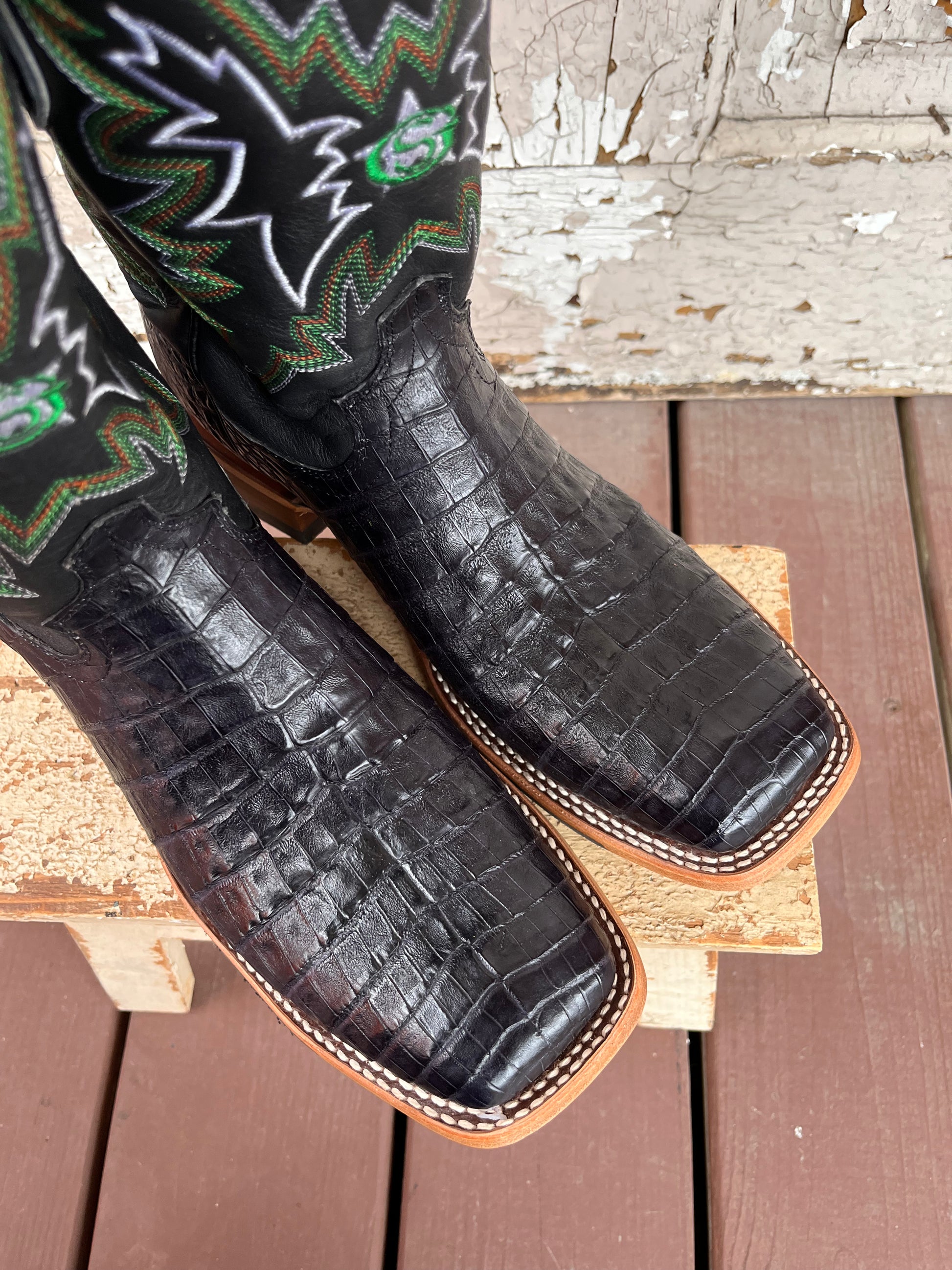 Justin black caiman boots deals