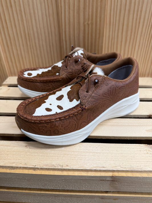 Twisted X Women's Brown Faux Hair-On Cowhide & Brown Tooled Leather Feather X Moc Toe Casual Shoe WCAU014