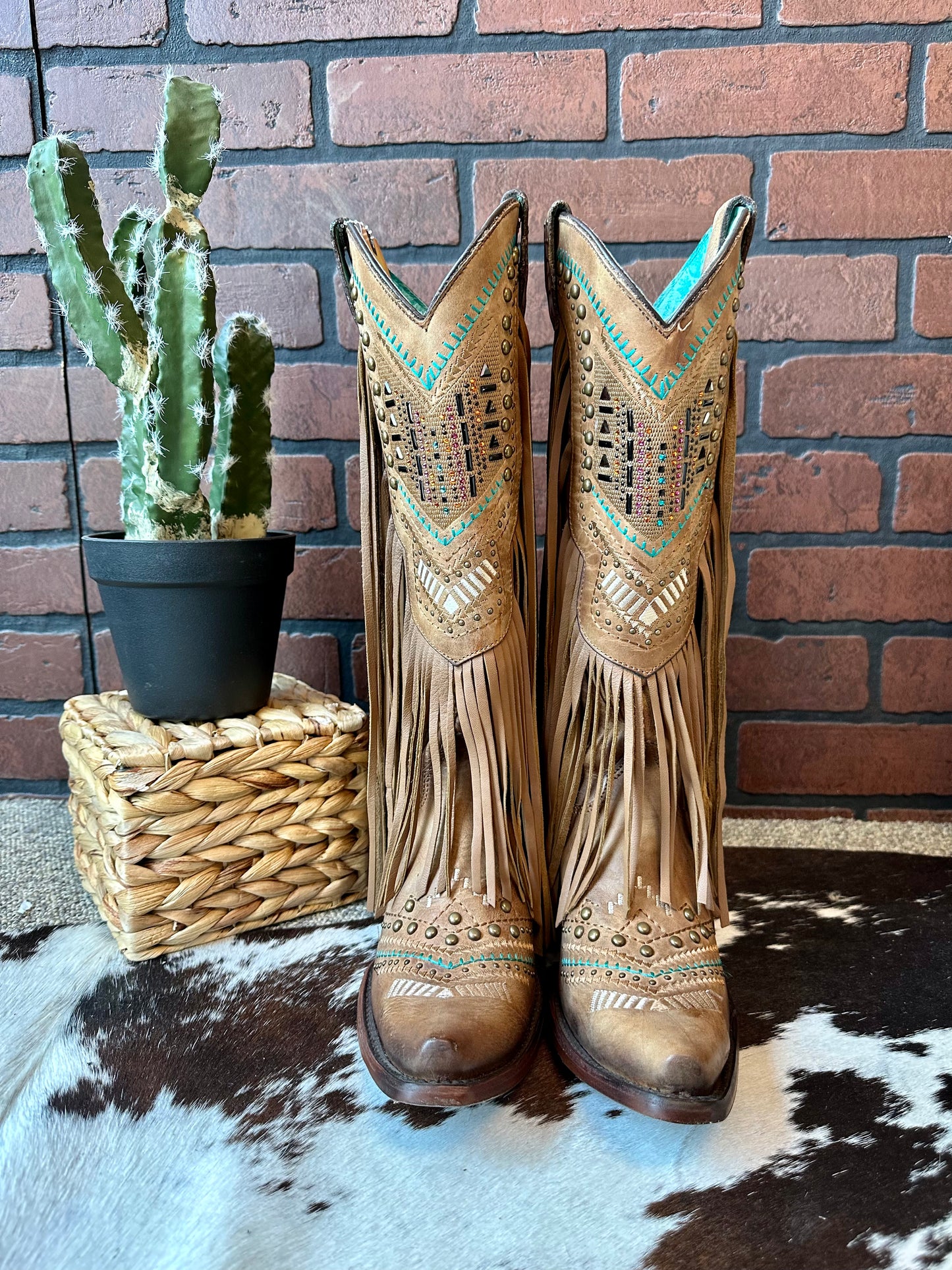 Cowboy boots with swarovski crystals hot sale