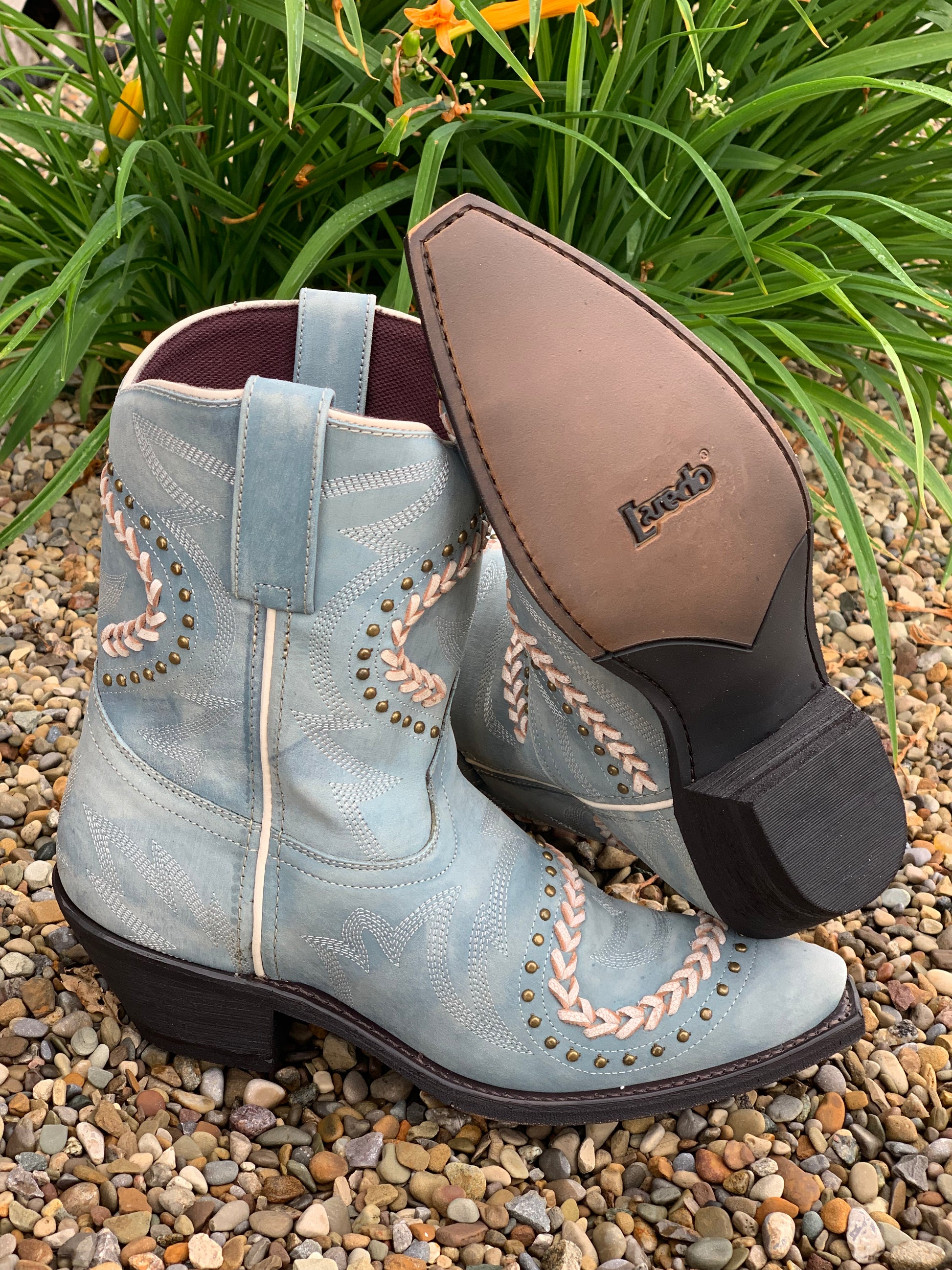 Laredo Women s Fancy Blue Snip Toe Shortie Cowgirl Boots 52401