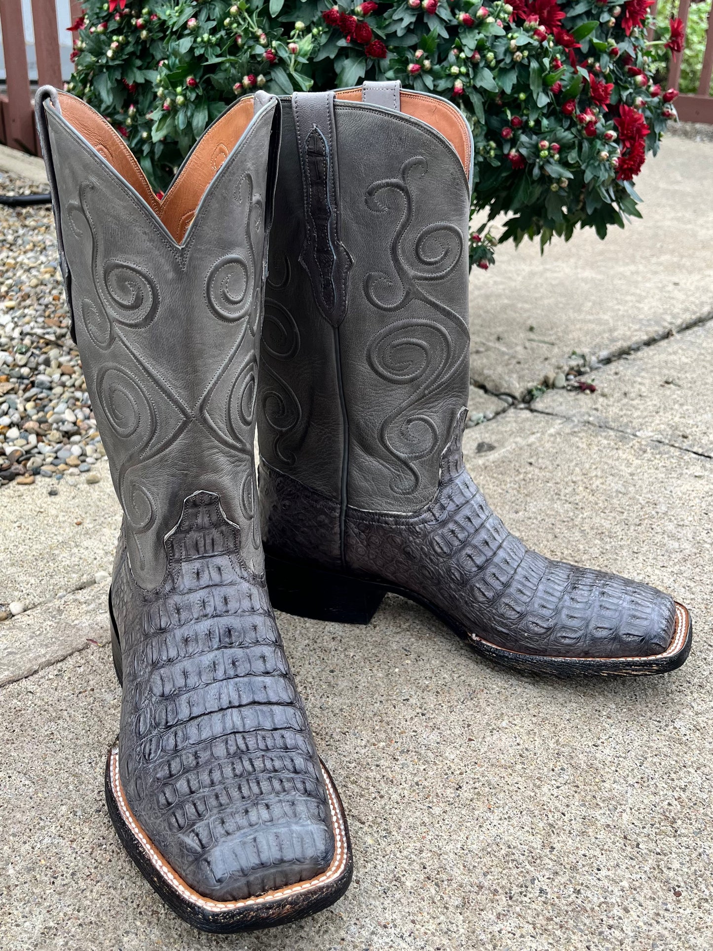 Lucchese womens 2025 caiman boots