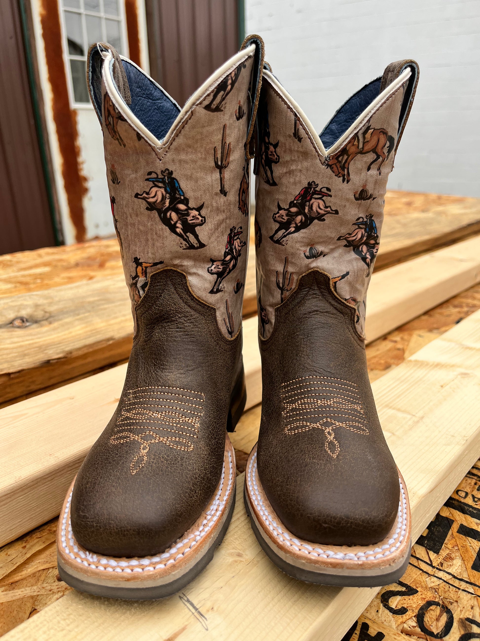 Dark brown square toe cowboy boots online