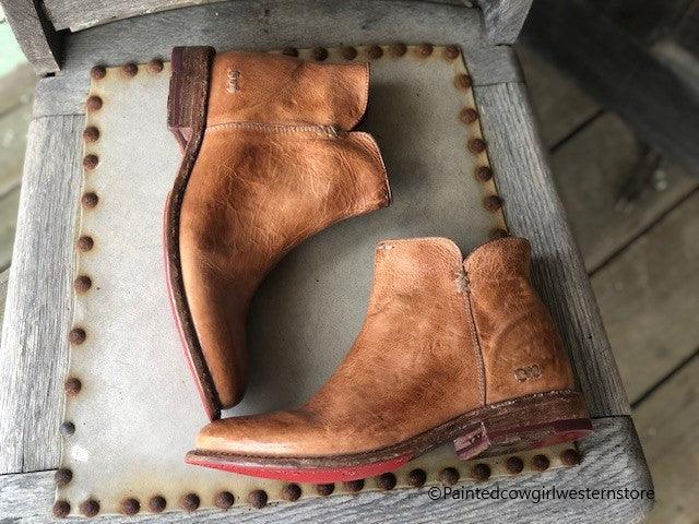 Bed Stu Women's Yurisa Tan Rustic Tremolo Leather Ankle Boots