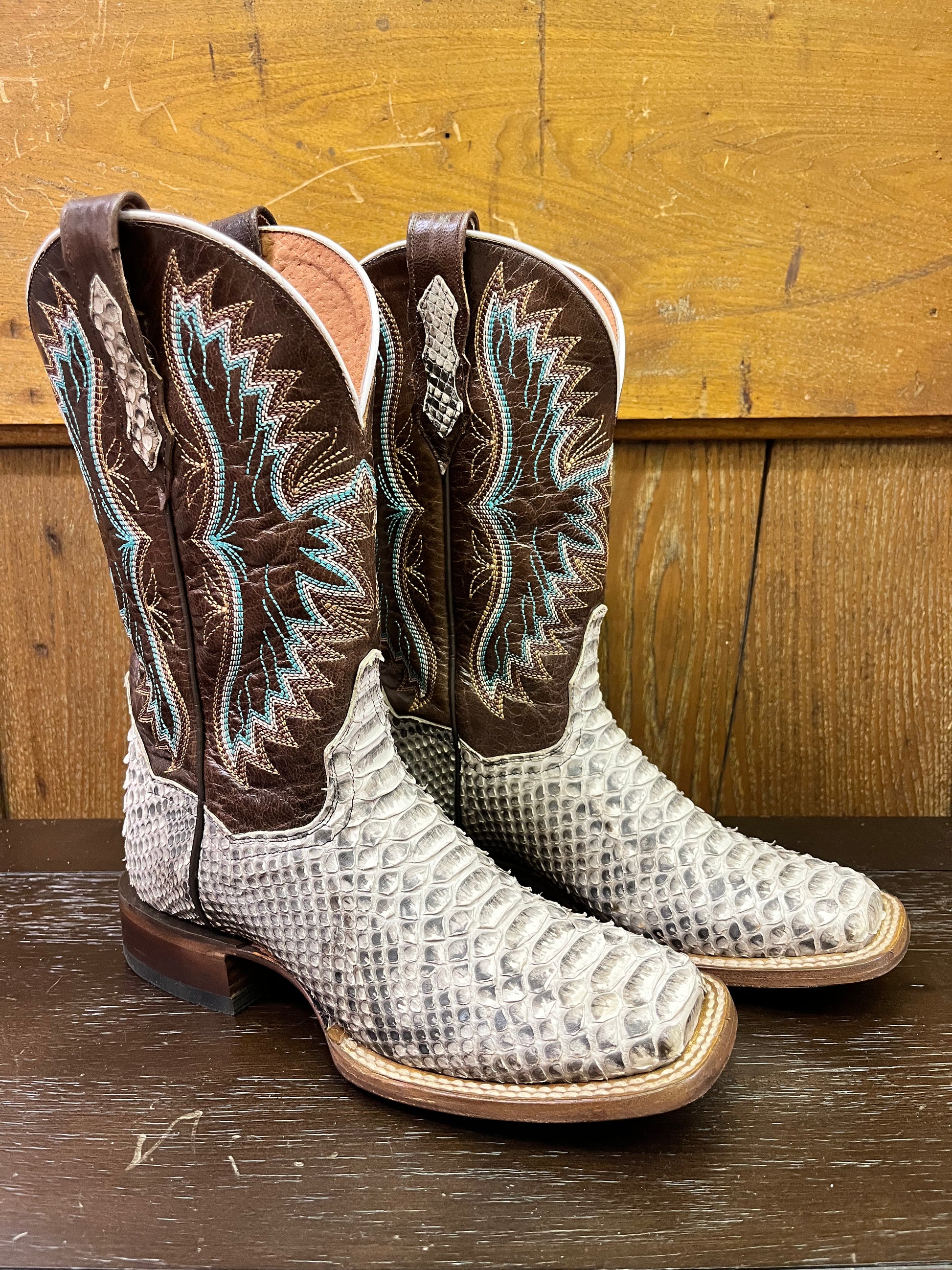 Dan 2025 post python