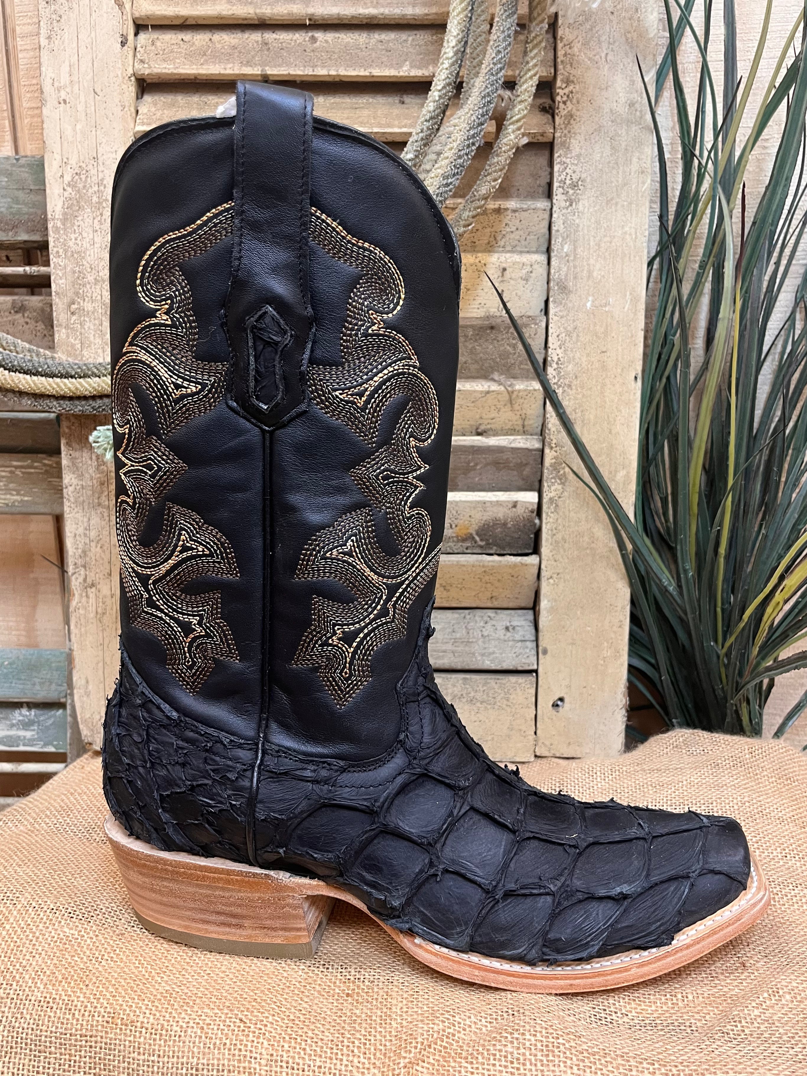 Corral Western Boots Mens Pirarucu Fish Embroidery 10.5 D Black 並行輸入品 Slick Outlaw Pirarucu Boots by Corral