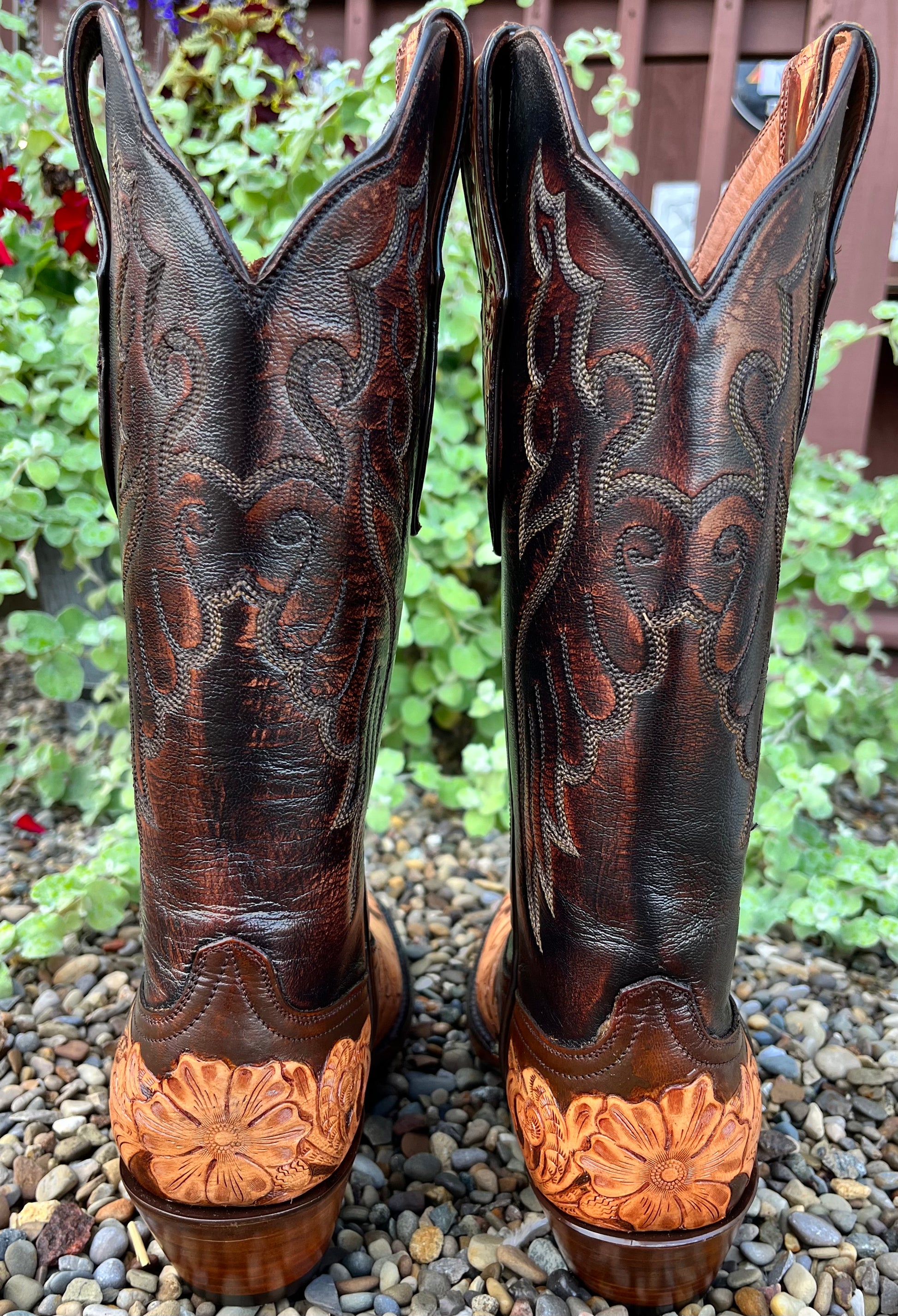 Tooled leather 2025 boots womens