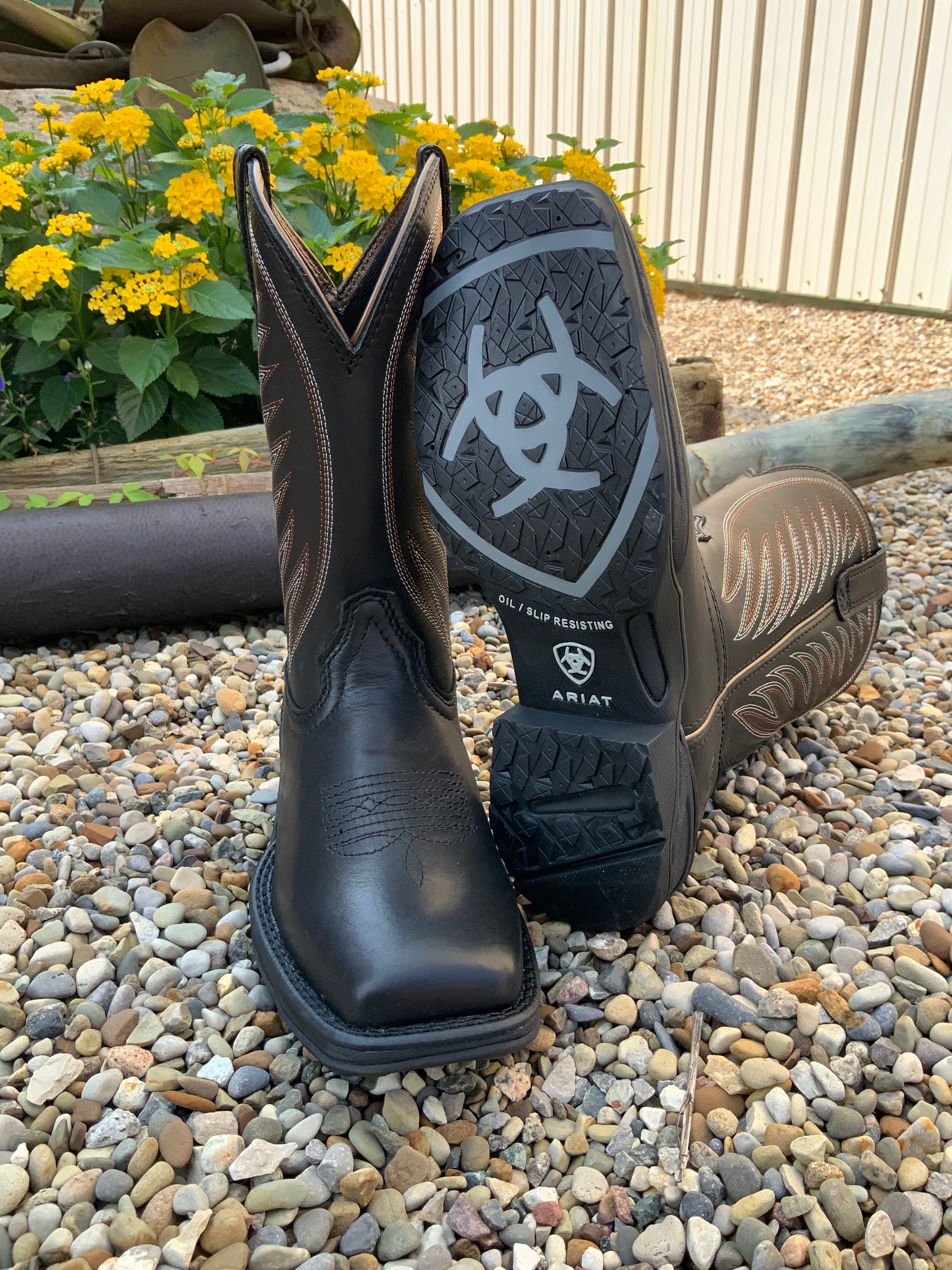 Ariat Women s Anthem 2.0 Black Square Toe Cowgirl Boots 10040285