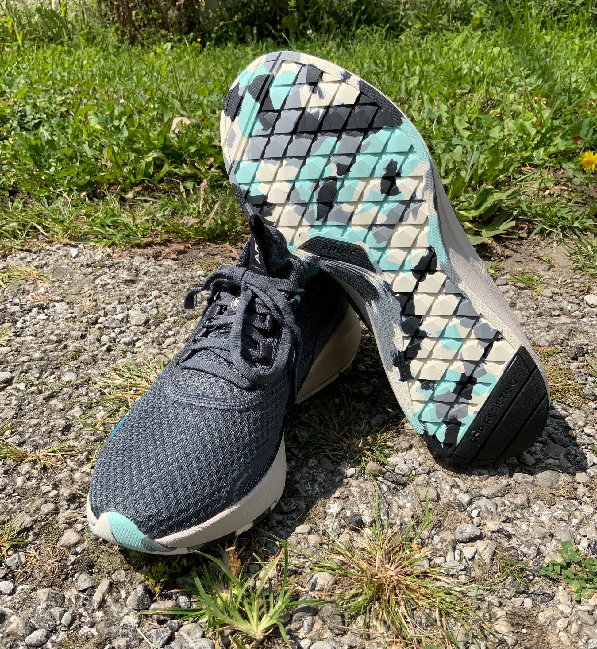 Women's ariat top tennis shoes