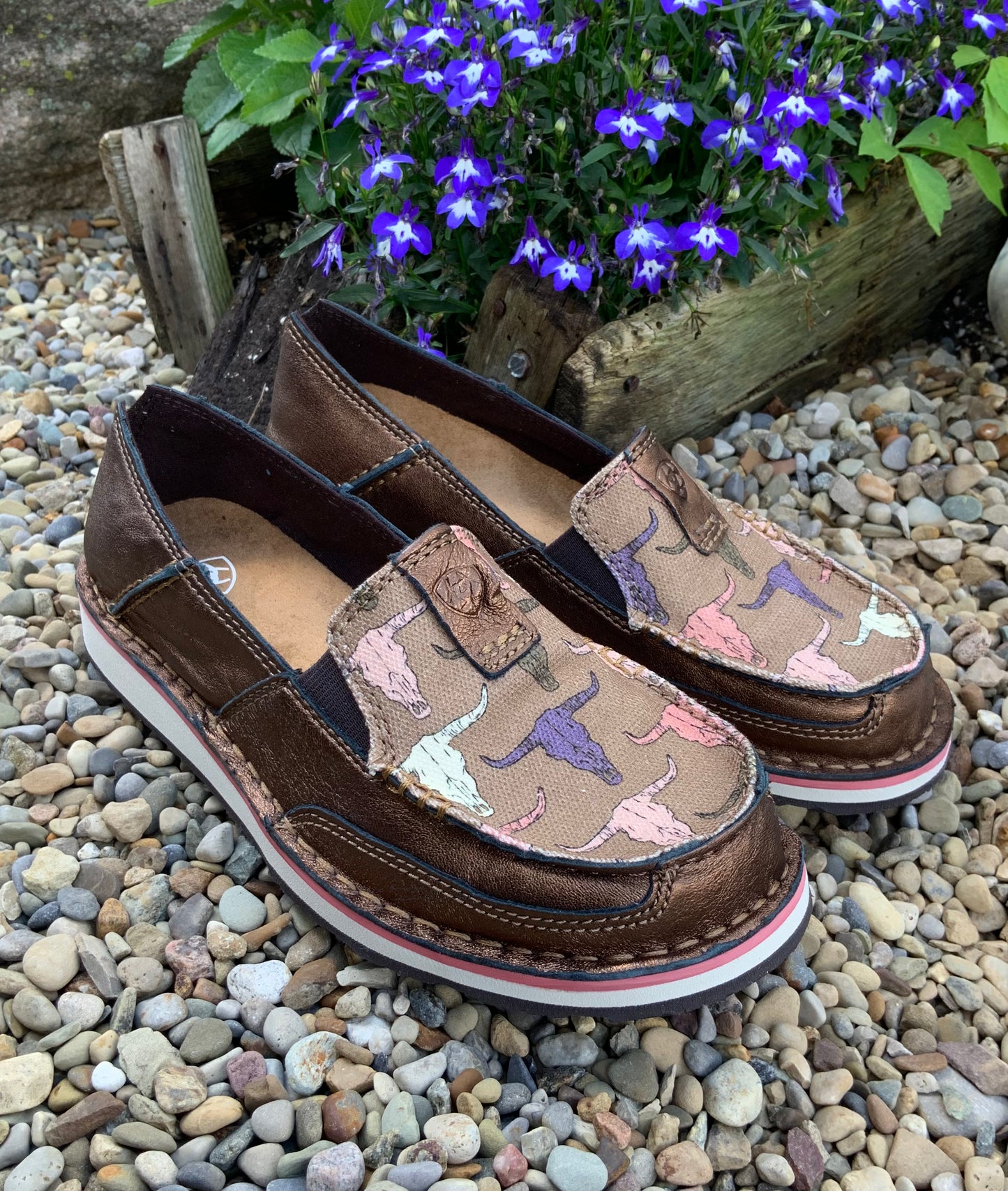 Camo top ariat cruiser